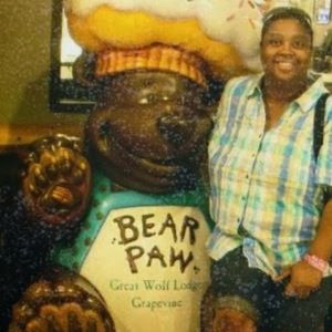 Meet your Posher, Juana